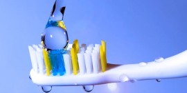 toothbrush-image-596×300